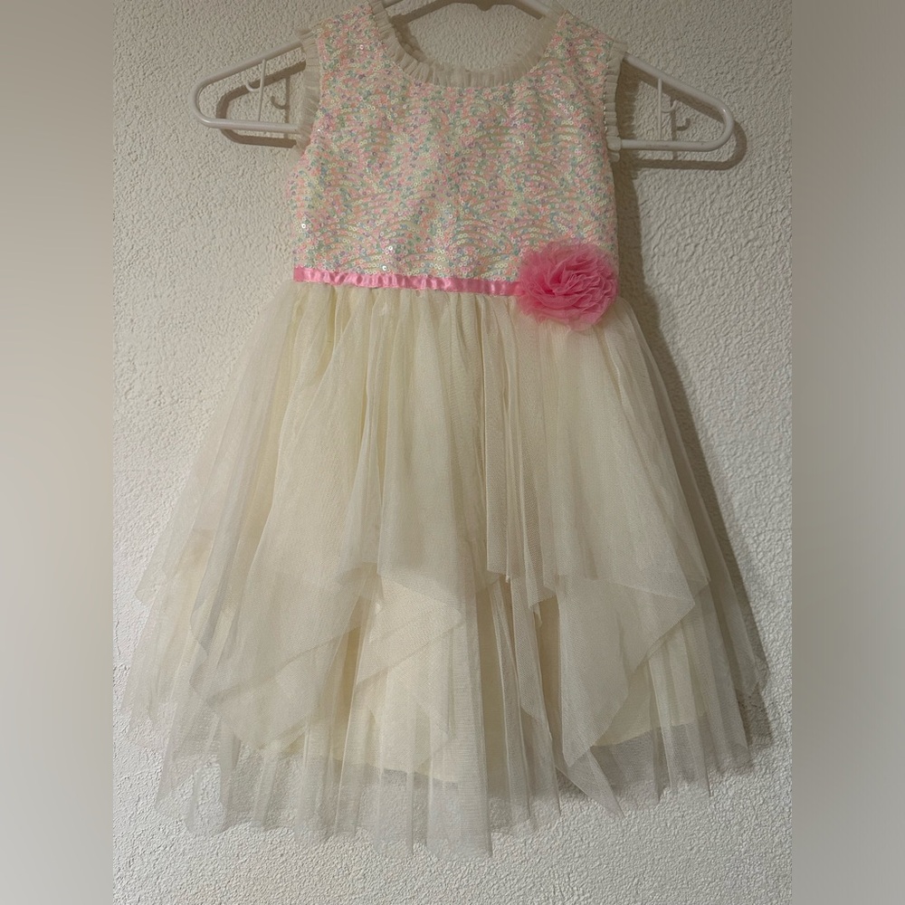 Jona Michelle Party Dress Girl Sequin Layered Tule sleeveless Flower detail Sz 4
